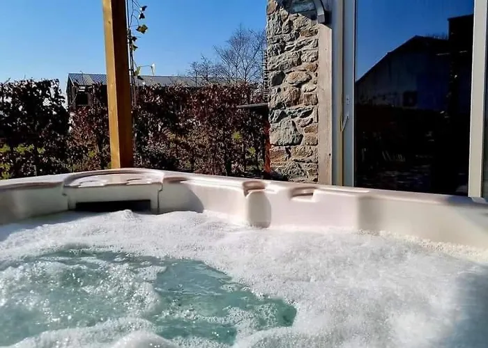 Holiday home O Ptit Zebo